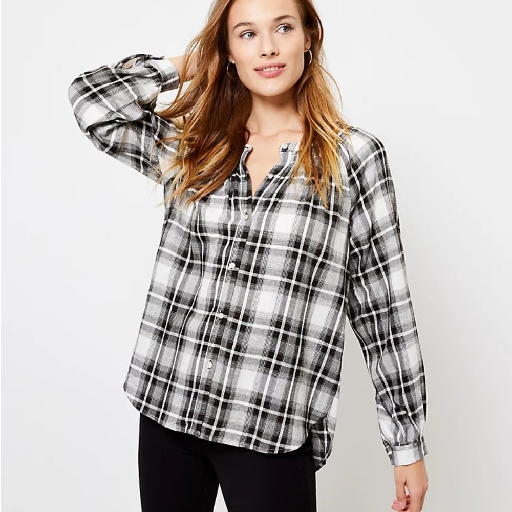 LOFT | Plus Plaid Smocked Neck Tunic Shirt - Picture 4 of 4
